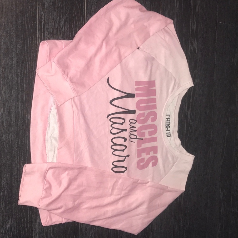 Long sleeved crop top
